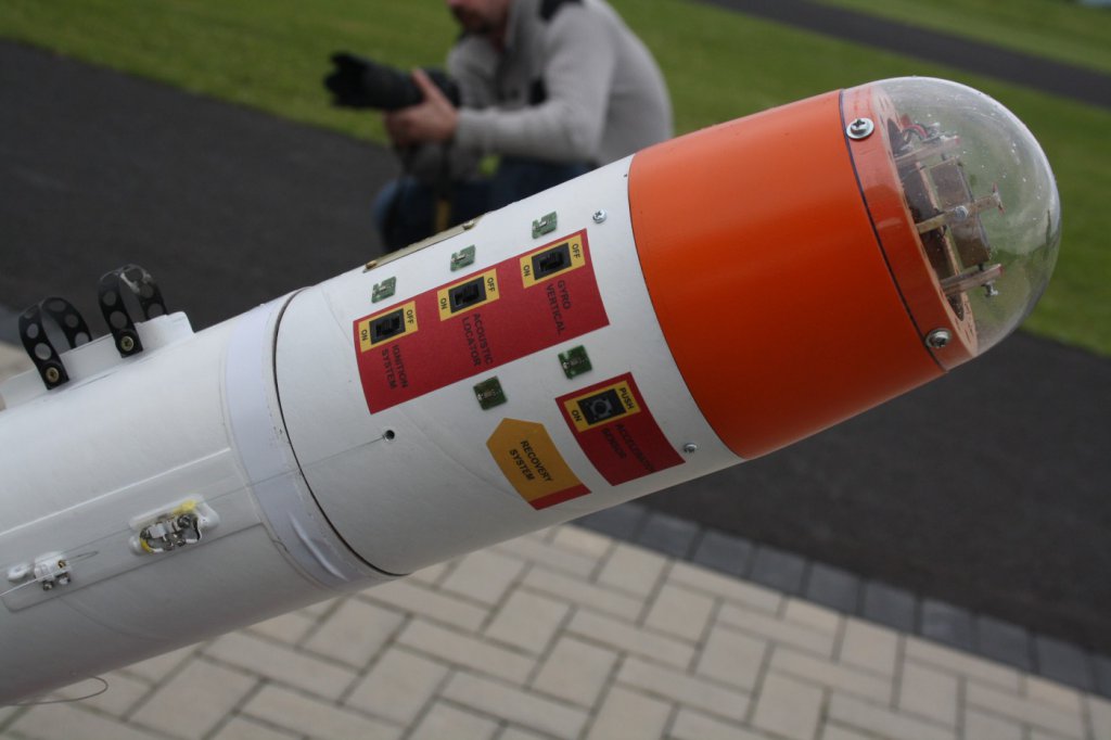 Harpoon - tri-ose mechanicke gyro v hlavici 1